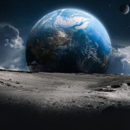 Suprafața Lunii, cu Pământul și spațiul pe fundal, pentru a ilustra cum a fost descoperită o sursă neașteptată de apă pe Lună